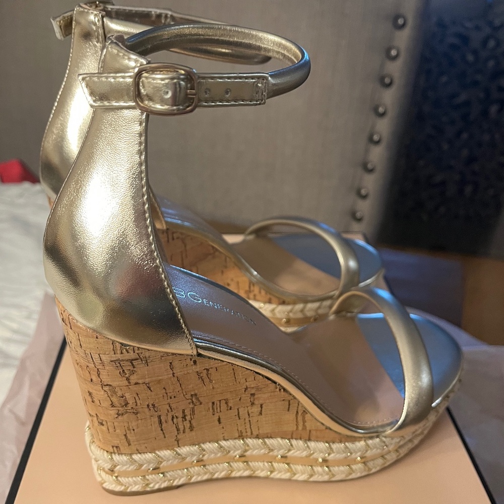 Brand New Women's BCBG Generation Wedge Shoes, Size 8